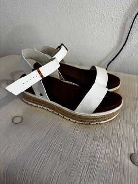 MIA White Espadrille Platform Ankle-Strap Sandals